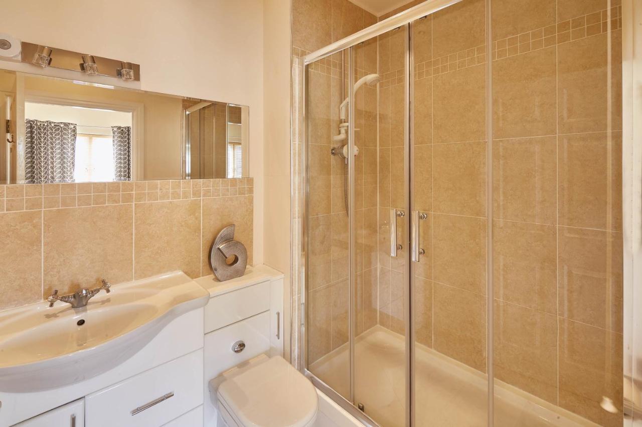 Host & Stay - The Scuttlebutt Townhouse Whitby Eksteriør billede